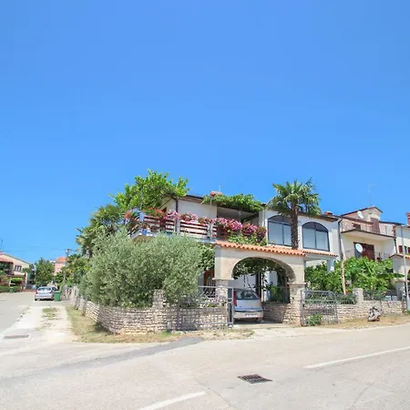 Mediterranes Und Hundefreundliches Nur 650 Meter Zum Strand Apartman