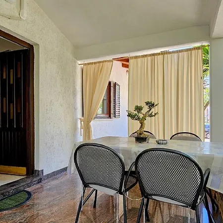 Mediterranes Und Hundefreundliches Nur 650 Meter Zum Strand Apartman *